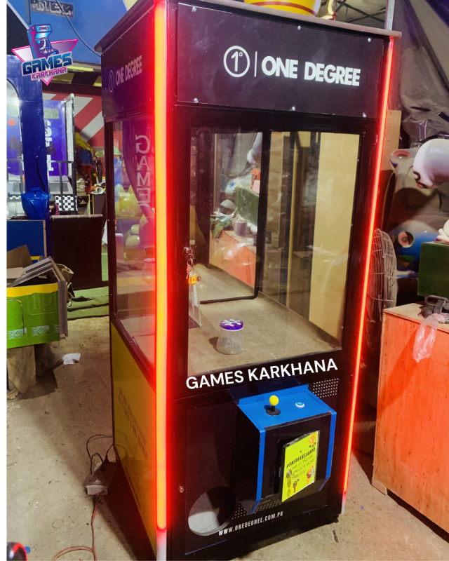 toy catcher machine Pakistan